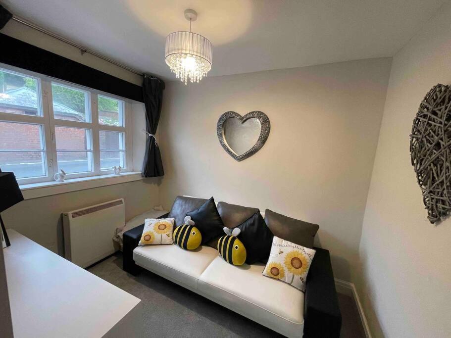 Yew Tree Cottage, 3 Bedroom, 4 Church Row Defynnog Devynock Exterior photo